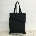 斜めラインレース　トートバッグの商品仕様 材質 ポリエステル100% サイズ 縦29cm×横24cm 持ち手　30cm　内ポケット有　縦9cm×横11cm 製造国 日本製 特徴 切り替えにあしらったラインレースがシックな印象のトートバッグ。 ラインレース トートバッグの対応サービス こちらの商品は以下のサービスに対応しております。詳しくは各アイコンをクリックしてください。 バッグ・小物・ブランド雑貨 ＞＞ レディースバッグ ＞＞ フォーマルバッグ 【用途】 お墓参り 法事 葬式 法要 告別式 弔事 成人祝い 就職祝い フォーマル 葬儀 お彼岸 初盆 墓参り 仏事 追善 ほうよう お通夜 サブバッグ