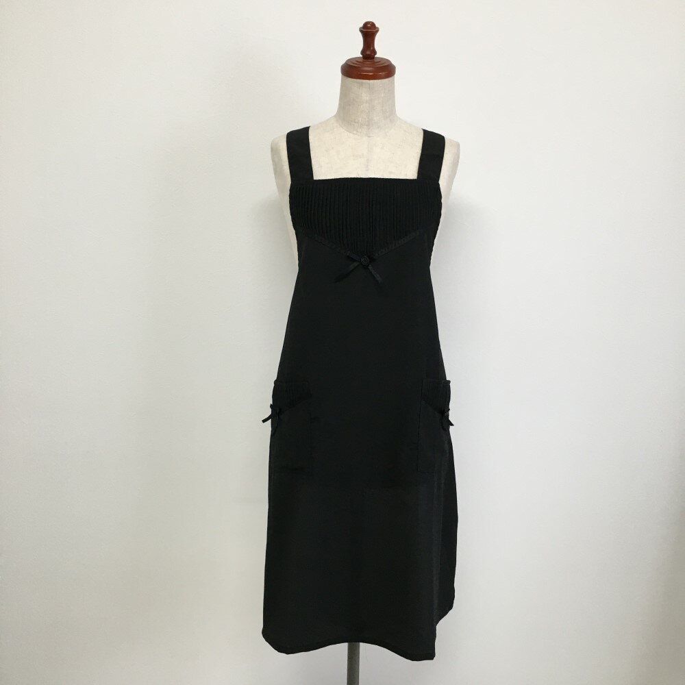 ピンタックエプロン フォーマル 無地 ブラック 弔事 葬式 葬儀 通夜 法要 慶弔用 冠婚葬祭 セレモニー 学校行事 幼稚園 PTA レディース 女性用 お通夜 葬儀 法要 告別式 弔事 ハンドメイド 日本製