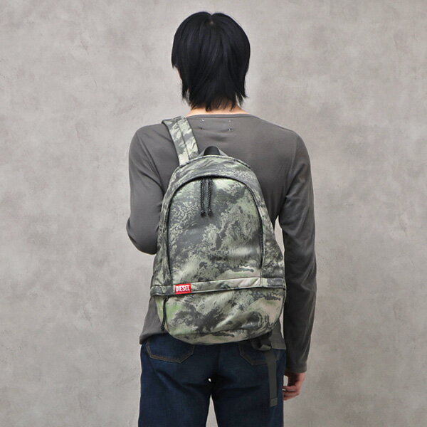 ディーゼル DIESEL RAVE BACKPACK ファブリックプリント バッグパック リュックサック バッグ カーキ基調 カモフラ タブレット PCバッグ パソコンバッグ A4対応 23.1L  X09371 P5585 T7459 