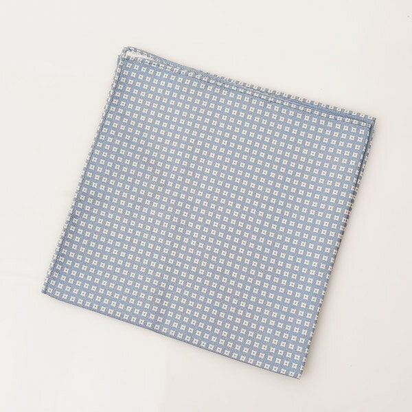 コルネリアーニ CORNELIANI ポケットチーフ ブルー系 四角ドット柄〔CP202〕【定形外郵便物送料無料】