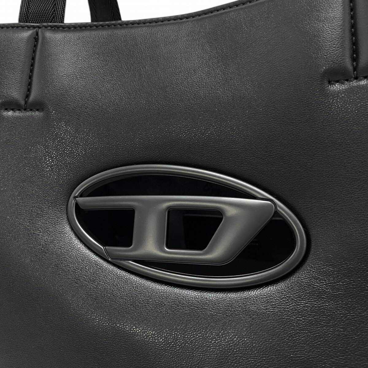 ディーゼル DIESEL HOLI-D SHOPPER EW ロゴプレート付トートバッグ ブラック [メンズ] X10100 P5925 T8013