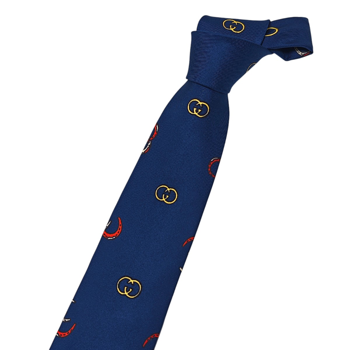 1万円以内で買えるハイブランドのメンズ向けプレゼントでおすすめはありますか？