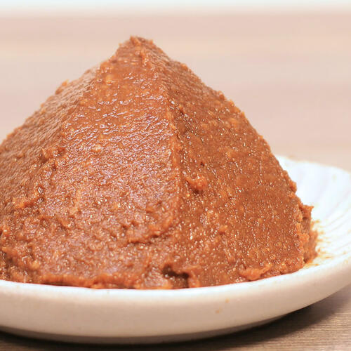 《順天》じゅんてん 中甘口　胚芽米　追い麹　木樽熟成　国産原料 千葉　みそ　味噌　お味噌汁に