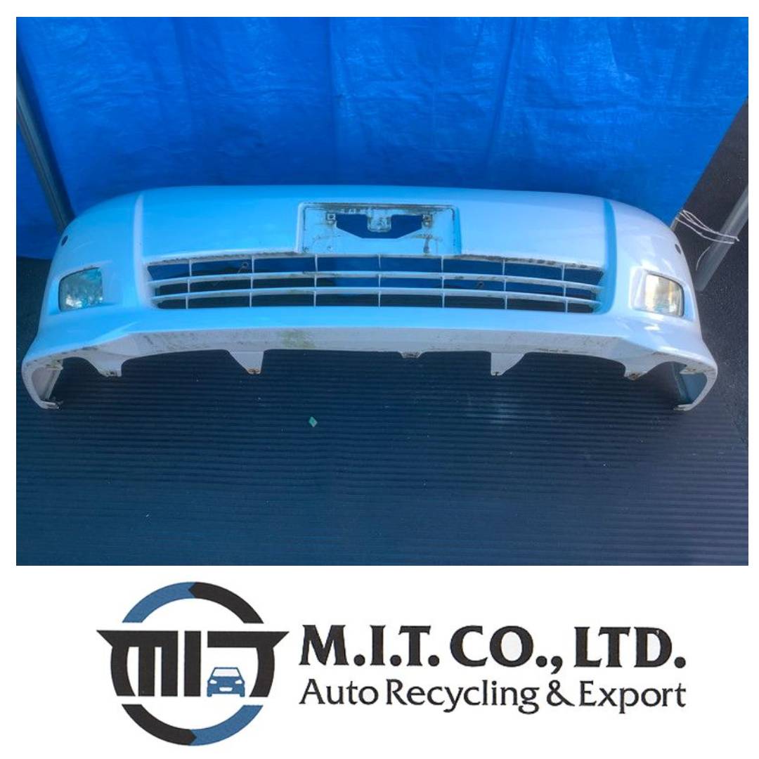 【中古】ANM15 アイシス ( 2006) フロントバンパー 073 個人宅への発送不可最寄りの営業所止め MIT 2411317