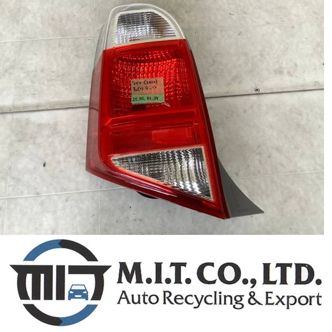 【中古】DBA JC1 ライフ (2012) 左（L) テールランプ MIT 25050134