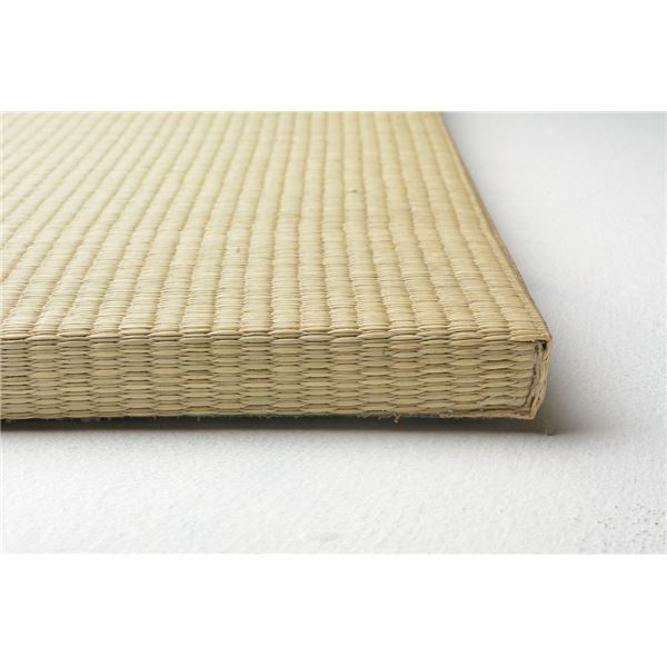 置き畳/リビング用品 約幅82×奥行82×高さ2.5cm ナチュラル い草100％ 軽量 防滑 空気清浄 キズ防止 『フラッタ 倉敷II』代引NG