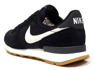 NIKE [ナイキ ウィメンズインターナショナリスト]　(WMNS) INTERNATIONALIST　BLACK/SUMMIT WHITE/ANTHRACITE/SAIL/GUM LIGHT BROWN (828407-021)