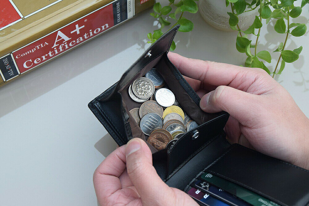 ＼P5倍＋限定クーポンあり／ 財布 二つ折り メンズ 本革 牛革 レザー 小銭入れ付き...