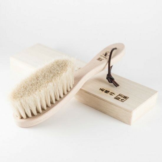 アートブラシ 高級カシミヤ用洋服ブラシ「輝」 (桐箱入り)
