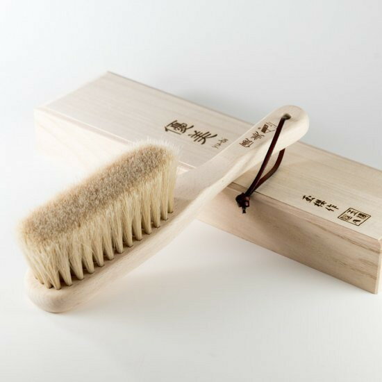 アートブラシ 最高級カシミヤ用洋服ブラシ 「優美」 (桐箱入り)