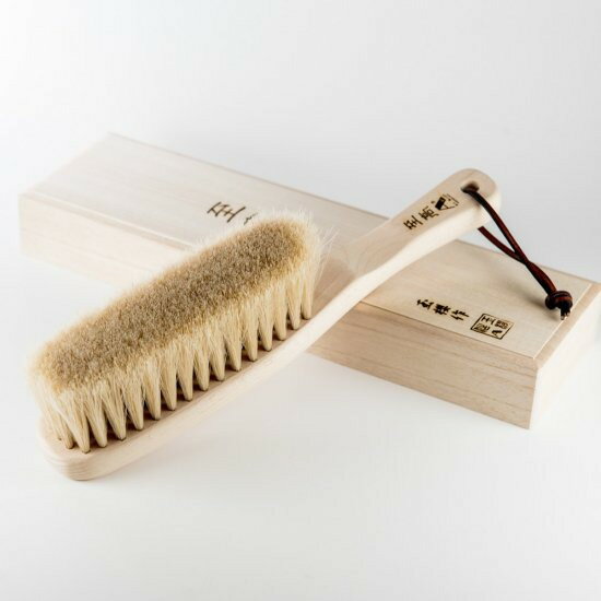 アートブラシ 最高級カシミヤ用洋服ブラシ 「至高」 (桐箱入り)