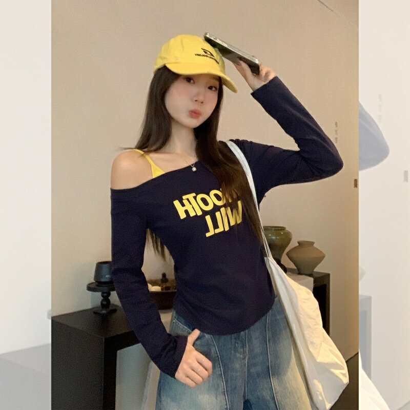 Rakuten - 【楽天スーパーSALE】オフショルダー トップス レディース 長袖 ニット デザイン オフショルダー プリーツ コットン きれいめ オフィス カットソー 2026 新作 秋 秋冬 プルオーバー シンプル おしゃれ 大人 普段使い Runea Code
