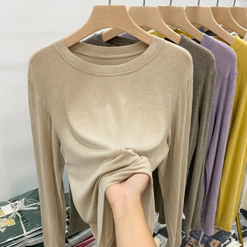 Rakuten - ロンT レディース 長袖 インナー トップス 肌触り ソフト シンプル 無地 ゆったり オーバーサイズ 通勤 普段使い 重ね着 カットソー 秋冬 春 コーディネート 合わせやすい Runea Code