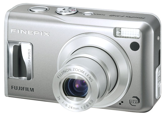 [3年保険付]【顔検出機能でキレイに撮れるコンパクトデジカメ】富士フィルム Finepix F31fd 『2...