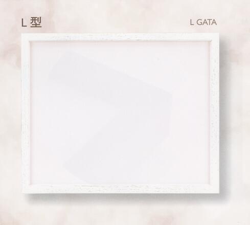 仕様 アクリル サイズ三々455mm×606mm 箱付き 素材　アッシュ材 メーカー　同士舎 送料について 額縁はメーカ出荷が別なため、 ピクチャーレールや金具との出荷はできません、 別々の送料で御願いいたします、 送料は通常料金で御願いいたします、