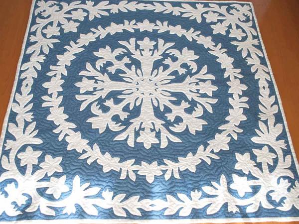 ハワイアンキルトタペストリー ハワイアンキルト インテリア ハワイ ハワイアン 壁掛け サイズ 約107cmx107cm