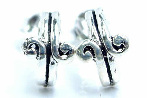 フレイムハーフリングスタッドピアス/1ペア 両耳 20G 20ゲージ 両耳 シルバー925 スターリングシルバー シルバーピアス キャッチピアス メンズ レディース 高級 オリジナル 耳たぶ 軟骨 リング型 フープ型