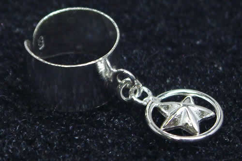 スターチャームイヤーカフ/1個販売 シルバー925 スターリングシルバー メンズ レディース オリジナル はさむ 挟む 高級 軟骨 イヤリング イヤークリップ ...