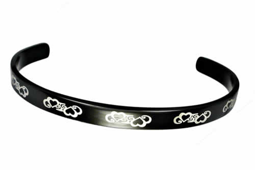 ブラックハーツ バングル スリム ハート 黒色 ブラック スタイリッシュ ペア アームレット 腕輪 サージカルステンレス316L メンズ レディース 腕輪 手首...