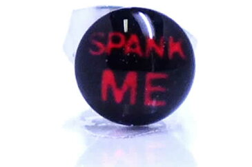 メッセージステンレスピアス（SPANK ME）/1個販売 サージカルステンレス316L おもしろ メッセージ 英語 20G 20ゲージ メンズ レディース 金属アレルギー出にくい 耳 軟骨 スタッドピアス キャッチピアス ポスト 刺すタイプ