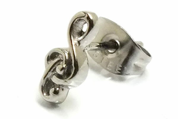 ト音記号ステンレスピアス（裏）/1個販売 音譜 楽譜 ミュージック 20G 20ゲージ サージカルステンレス ..