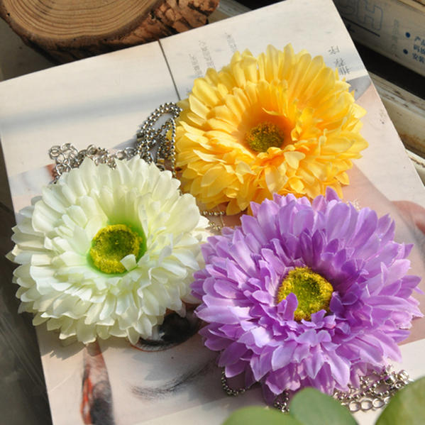 ピアス専門ショップGreen Piercingのお花のアンクレット リアルなお花 フラワー レディース ペア ブレスレット 裸足 素足 足首 スニーカー サンダル ミュール ビーチ 手首 フット 足輪 アクセサリー チェーン 両足 片足 夏 入学式 パーティ 結婚式 卒業式 ウエディング 発表会｜アングル2
