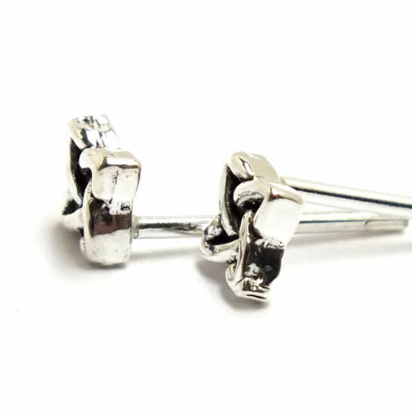 フォースクエアピアス/1ペア 両耳 20G 20ゲージ 両耳 シルバー925 スターリングシルバー シルバーピアス キャッチピアス メンズ レディース 高級 オリジナル 耳たぶ 軟骨