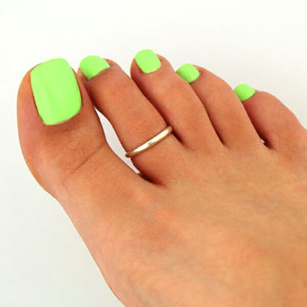 プレーン 定番 シンプル トゥリング 足の指輪 トーリング 足のリング ピンキーリング フリーサイズ レディース メンズ マスト 人気 めちゃ売れ! チップリン...