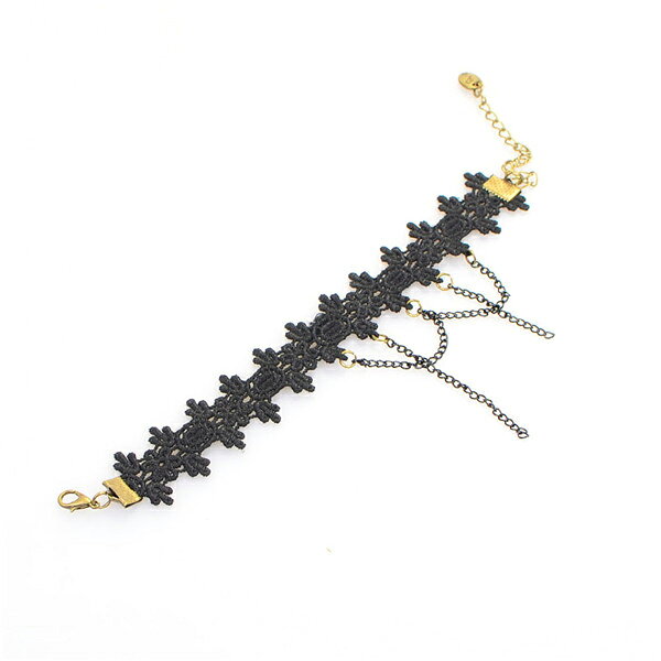 ピアス専門ショップGreen Piercingのドレスアンクレット（クレア） ゴスロリ 刺繍 レース アンティーク ゴシック ロリータ レディース 衣装 ブレスレット 裸足 素足 足首 ビーチ 手首 フット 足輪 アクセサリー 黒色 ブラック 入学式 パーティ 結婚式 卒業式 ウエディング 発表会 鎖 チェーン くさり｜アングル3