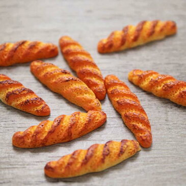 フランスパンアクリルパーツ/1個販売 DIY アクリル クラフトパーツ 面白い おもしろい プラスティック リアル 食品サンプル 手作り 部品 ハンドメイド 3D 立体 ユニーク ピアス イヤリング スマホ デコレーション ネイル 爪 メンズ レディース プレゼント オリジナル