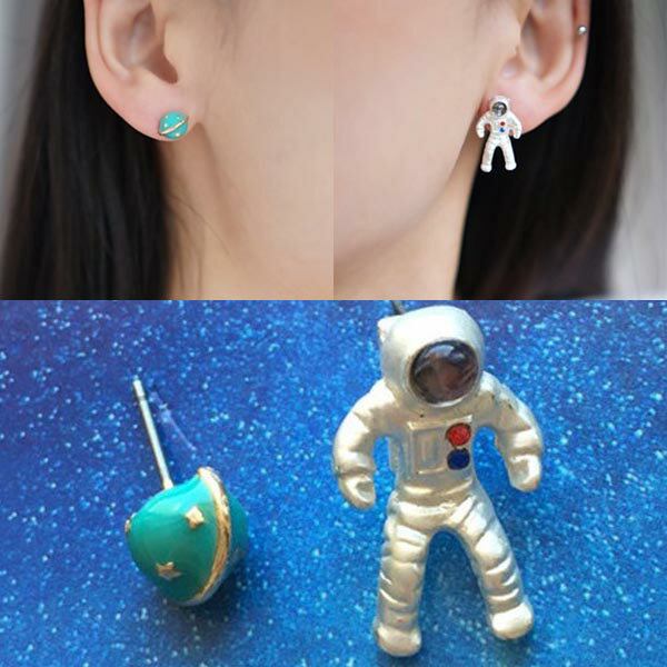 楽天ピアス専門ショップGreen Piercingアポロ11号ピアス 宇宙飛行士と惑星ピアスのセット ファッションピアス 両耳 面白 ユニーク おもちゃ アニマル 動物 両耳 立体ピアス 3D おもしろ メンズ レディース おもしろ 人形 立体 オモシロ 男性 女性 男子 女子 20G 20ゲージ プレゼント ギフト 彼氏 彼女 男 女