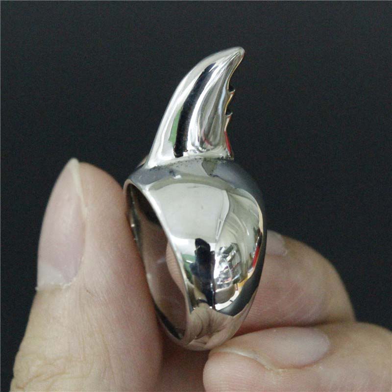 サメの背びれステンレスリング(VRD092) サイズ/20号/29号/30号 おもしろ 面白い オモシロ 鮫 ユニーク 背びれ ネタ メンズ レディース サージ...