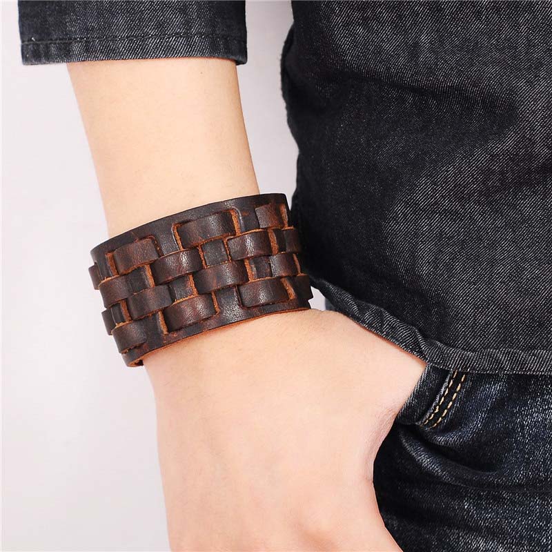 ブラウンウォールワイドハンドカフレザーブレスレット 1個販売 メンズ レディース 腕輪 バングル 茶色 幅あり 男性 女性 太い バックル パンク ロック コス...