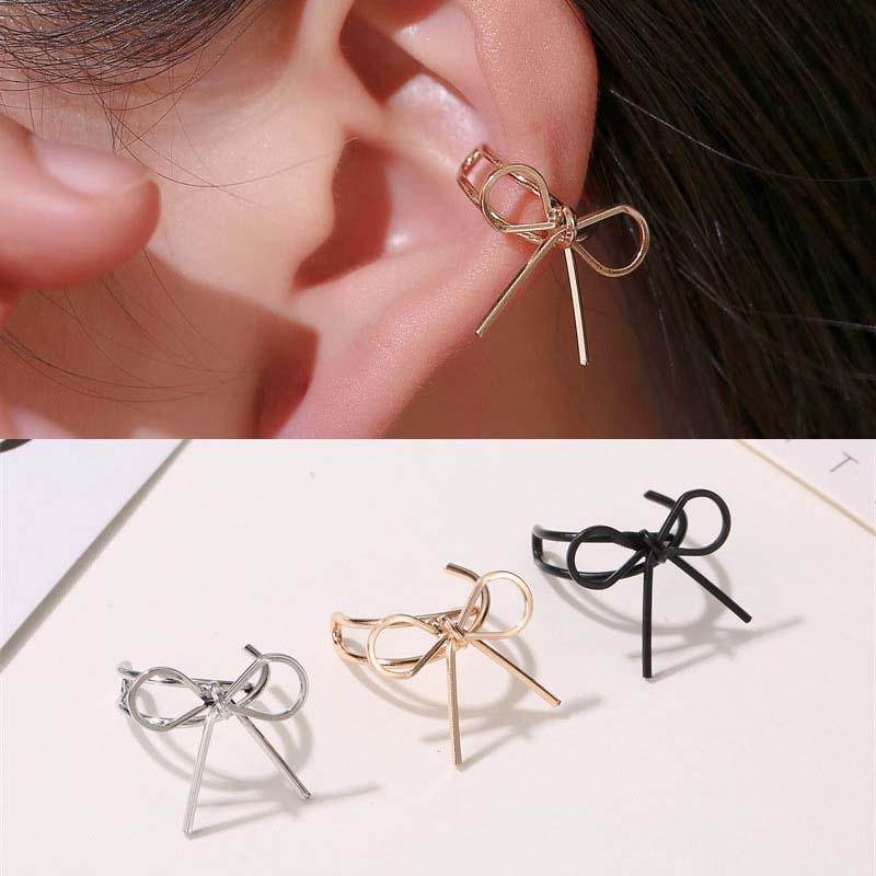 リボンイヤーカフ 1個販売 シルバー ゴールド イヤリング フェイクピアス メンズ レディース はさむ 金色 銀色 ノンホールピアス プレゼント 彼氏 彼女 フ...