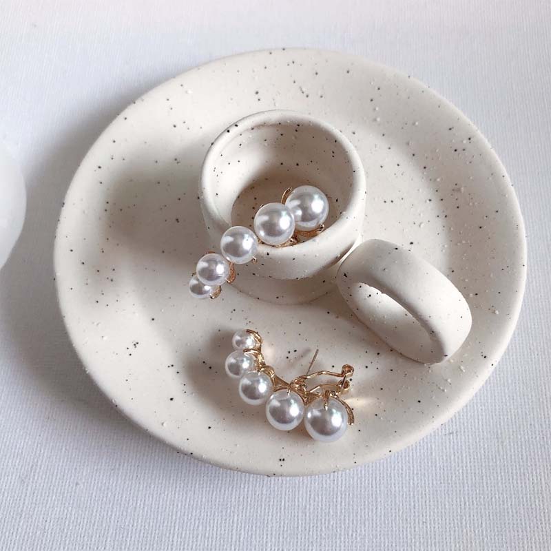 ビッグアーチパールピアス/1ペア 真珠 クリップ 大きい 5個 ブリッジ 女性 母の日 レディース 結婚式 入学式 卒業式 発表会 両耳 高級 プレゼント ゴールド ギフト クリスマス 彼女 誕生日 20G 20ゲージ 人気 おしゃれ 大人 可愛い 金色 カフリング型 リングカフ 変わった