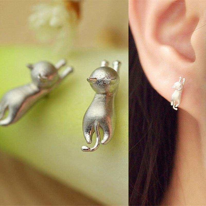 楽天ピアス専門ショップGreen Piercingネコのピアス 1ペア販売 両耳 シルバーカラー 銀色 猫 ねこ キャット アニマル 動物 20G 20ゲージ キャッチピアス スタッドピアス メンズ レディース プレゼント ギフト 可愛い クリスマス ホワイトデー 女子 ネコ好き 女性 母の日 彼女 おもしろ 面白い ぶら下がる 人気