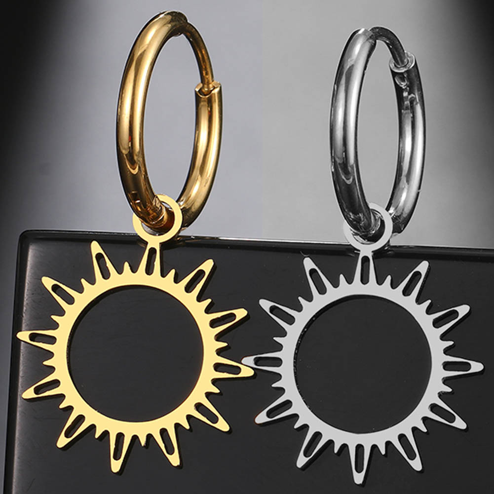 Rakuten - チャーム付シンプルフープピアス（ビッグサン） 1個販売 ステンレスピアス リングピアス メンズ レディース ゴールド シルバー 銀色 金色 18G 18ゲージ 耳 軟骨 プレゼント 彼氏 彼女 結婚式 ギフト ポールリング 晴れ 太陽 晴天 青空 フレア 炎 お姉さん お兄さん 天気予報