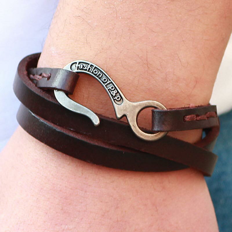 ブラウンレザーフィッシュフックラップブレスレット 茶色 革 皮 手首 釣り針 釣針 3連 3周 グルグル巻き 重ね付け 革紐 皮ひも レザーアクセサリー メンズ レディース 彼氏 父の日 プレゼント クリスマス 女子 男性 スエード調 バングル アームレット 二の腕 アンティーク