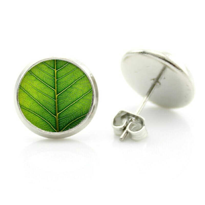 14mm カボションピアス (グリーンリーフ) 1ペア 両耳 葉 葉脈 クローズアップ 拡大 顕微鏡 花屋 フラワ..