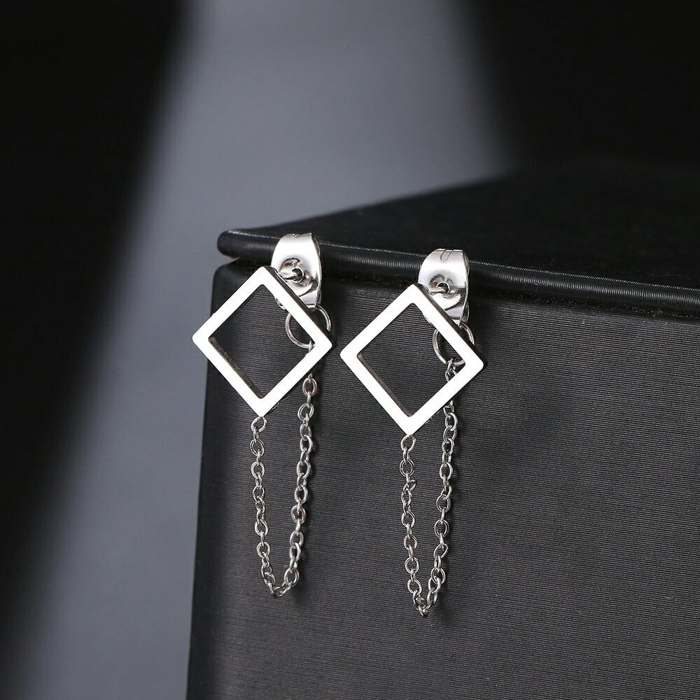 バックキャッチチェーン ステンレスピアス （スクエアフレーム）1個 ゴールド シルバー 金メッキ 銀メッキ 20G 20ゲージ メンズ レディース キャッチピアス 軟骨 耳 スタッドピアス 彼氏 彼女 男 女 プレゼント ギフト ジャケットピアス 鎖 クサリ 四角形 菱型 ひし形 平ら