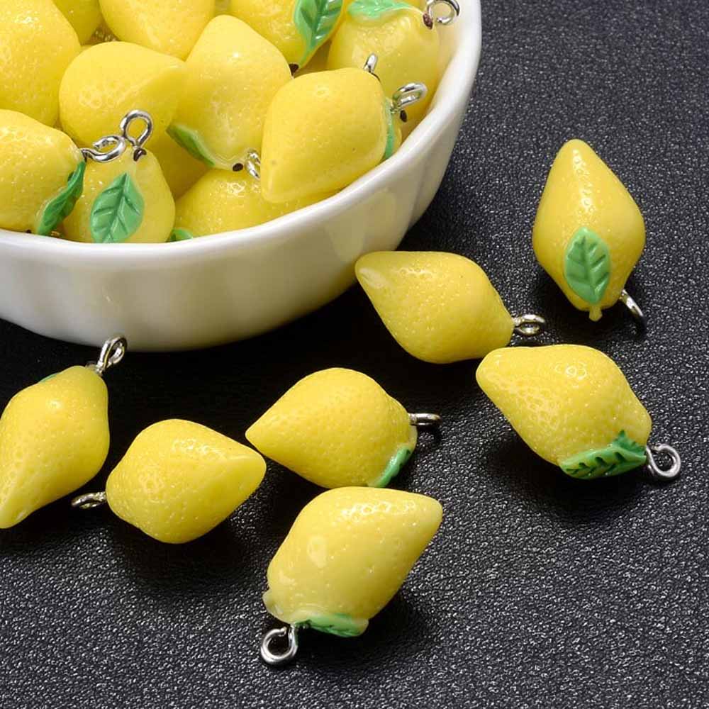 ピアス専門ショップGreen Piercingのレモン アクリルパーツ/1個販売 DIY クラフトパーツ 面白い プラスティック 食品サンプル 部品 ハンドメイド 3D 立体 ピアス イヤリング デコレーション ペンダント キーホルダー ストラップ メンズ レディース プレゼント オリジナル れもん 檸檬 柑橘類 果物 フルーツ｜アングル2