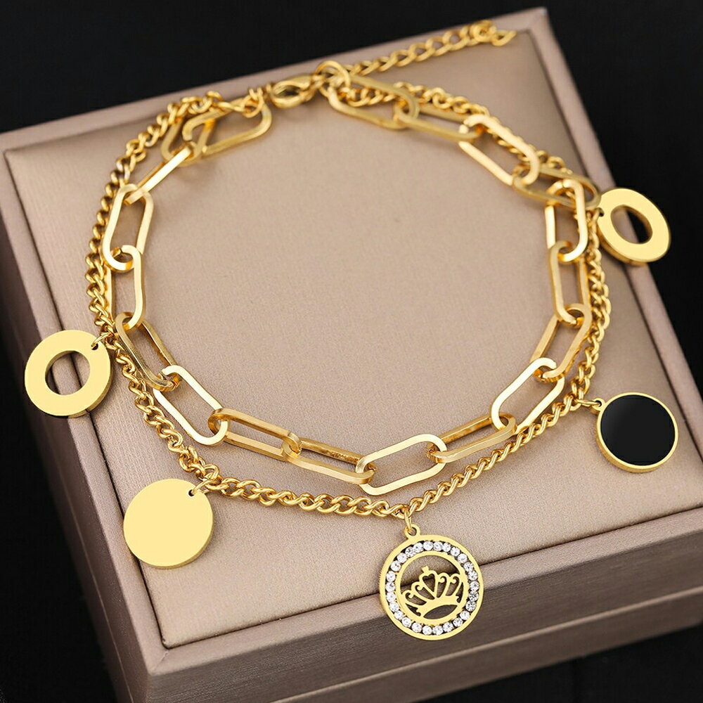 メダルチャームダブルチェーンゴールドステンレスアンクレット(クラウン) 1個販売 王冠 ティアラ 2連 黒色 ブラック 金色 大人 揺れる チャーム 高級 メン...