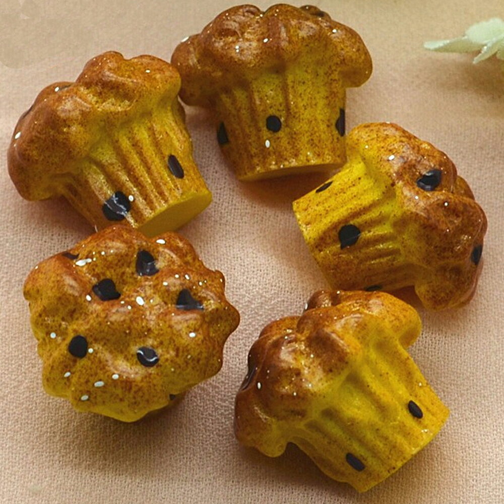 ピアス専門ショップGreen Piercingのマフィン アクリルパーツ/1個販売 DIY クラフトパーツ 面白い おもしろい プラスティック リアル 食品サンプル 手作り 部品 ハンドメイド 3D 立体 ユニーク ピアス イヤリング スマホ デコレーション ネイル 爪 メンズ レディース プレゼント オリジナル クラフト｜アングル2