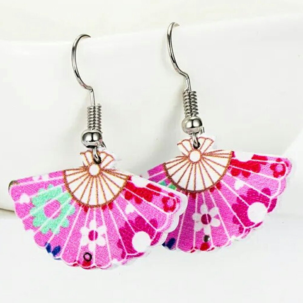 扇子 リアルステンレスピアス 1個販売 花 ピンク色 20G 20ゲージ 扇 うちわ 団扇 おおぎ せんす センス 舞子 芸子 芸者 日本舞踊 着物 京都 呉服屋 可愛い サージカルステンレス316L ユニーク メンズ レディース 揺れる フックピアス プレゼント 男子 女子 ギフト チャーム