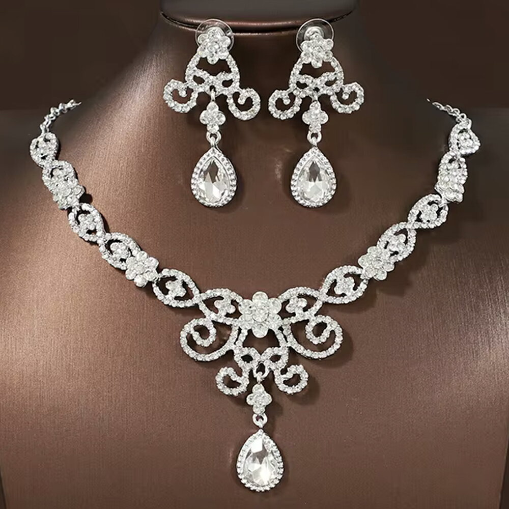 샹들리에 크리스탈 신부 쥬얼리 세트 (귀걸이 & 목걸이) 목걸이 초커 레이디스 결혼식 파티 20G 20 게이지 라인 스톤 지르코니아 히비 공주 피로연 드레스 선물 웨딩 코스프레 의상