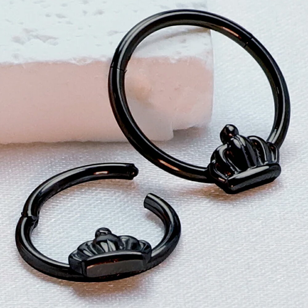 [16G チタングレード23 ボディピアス] ブラックメッキ チタン クラウン クリッカー ボディーピアス 1個..