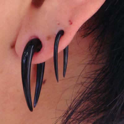 U字フックホーン ボーン ピアス 6ゲージ 6G 釣り針 釣針型 つり針 ボディピアス 水牛の角や骨 金属アレルギー対応 メンズ レディース インディアンジュエリー 手作り ボヘミアン ペア 黒色は角 白色は骨 イヤーフック型 拡張器 インサーションテーパー エキスパンダー ギフト