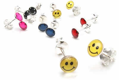 【シルバーアクセサリー/キャッチピアス】カラースマイルスタッドピアス/全5色
