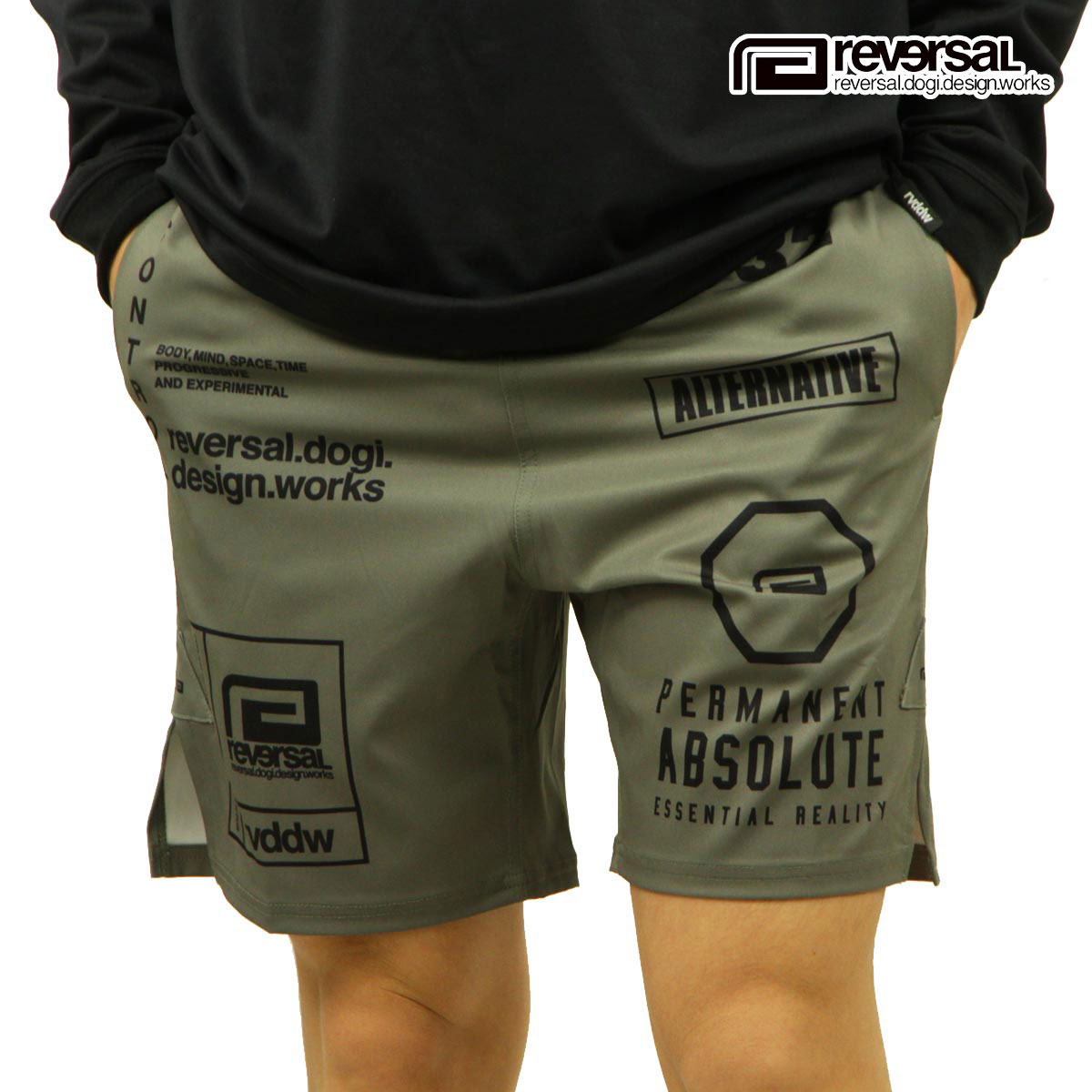 リバーサル ショートパンツ メンズ 正規販売店 REVERSAL rvddw ナイロンパンツ ファイトショーツ SIDE SLIT BASIC FIGHT SHORTS WITH POCKET RV22AW603 OLIVE