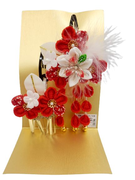 髪飾り　頭飾り 【サイズ】　大：縦5cm 横7cm 巾5cm 小：縦3cm 横3cm 巾3cm 【商品情報】　お花の髪飾り 【用　途】　 成人式　結婚式　卒業式　ブライダル　七五三　 和装髪飾り　浴衣髪飾り　振袖　袴 【その他】　 最大限の色表現をしておりますが、 モニターにより若干色目が違う場合が ありますので予めご了承ください髪飾り　頭飾り 【サイズ】　大：長さ13cm 縦5cm 横7cm 巾5cm 小：長さ8cm 縦5cm 横6cm 巾5cm 【商品情報】　お花の髪飾り 【用　途】　 成人式　結婚式　卒業式　ブライダル　七五三　 和装髪飾り　浴衣髪飾り　振袖　袴 【その他】　 最大限の色表現をしておりますが、 モニターにより若干色目が違う場合が ありますので予めご了承ください